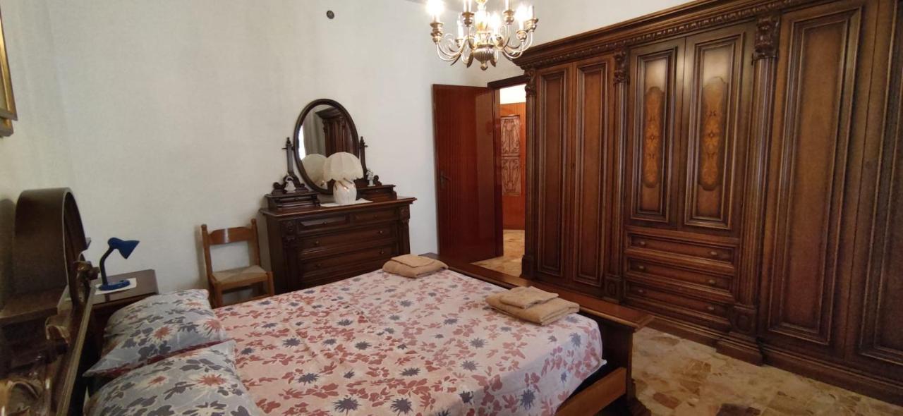 Апартаменты A Casa Da Nonna Sara Мазара-дель-Валло Экстерьер фото